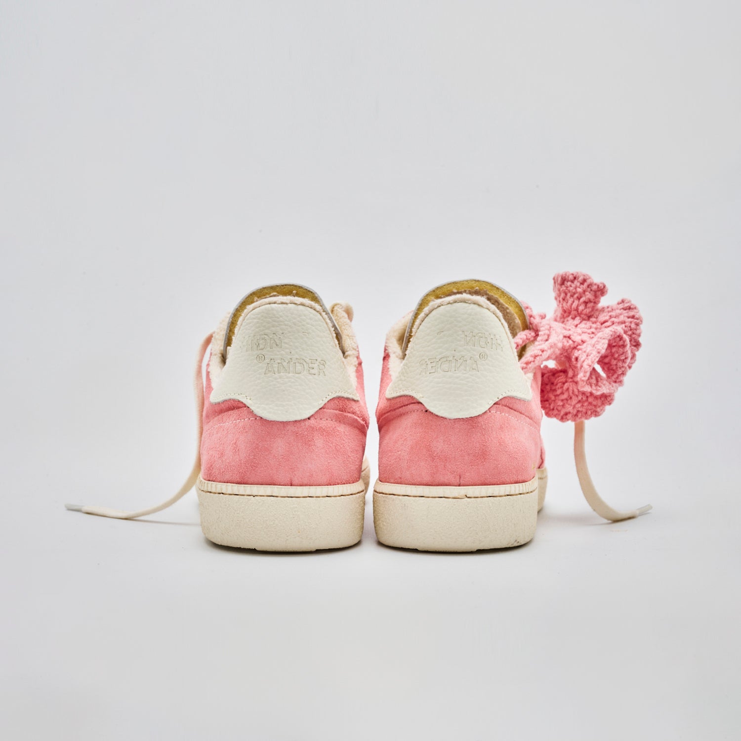 Mega T Pink/White & Crochet