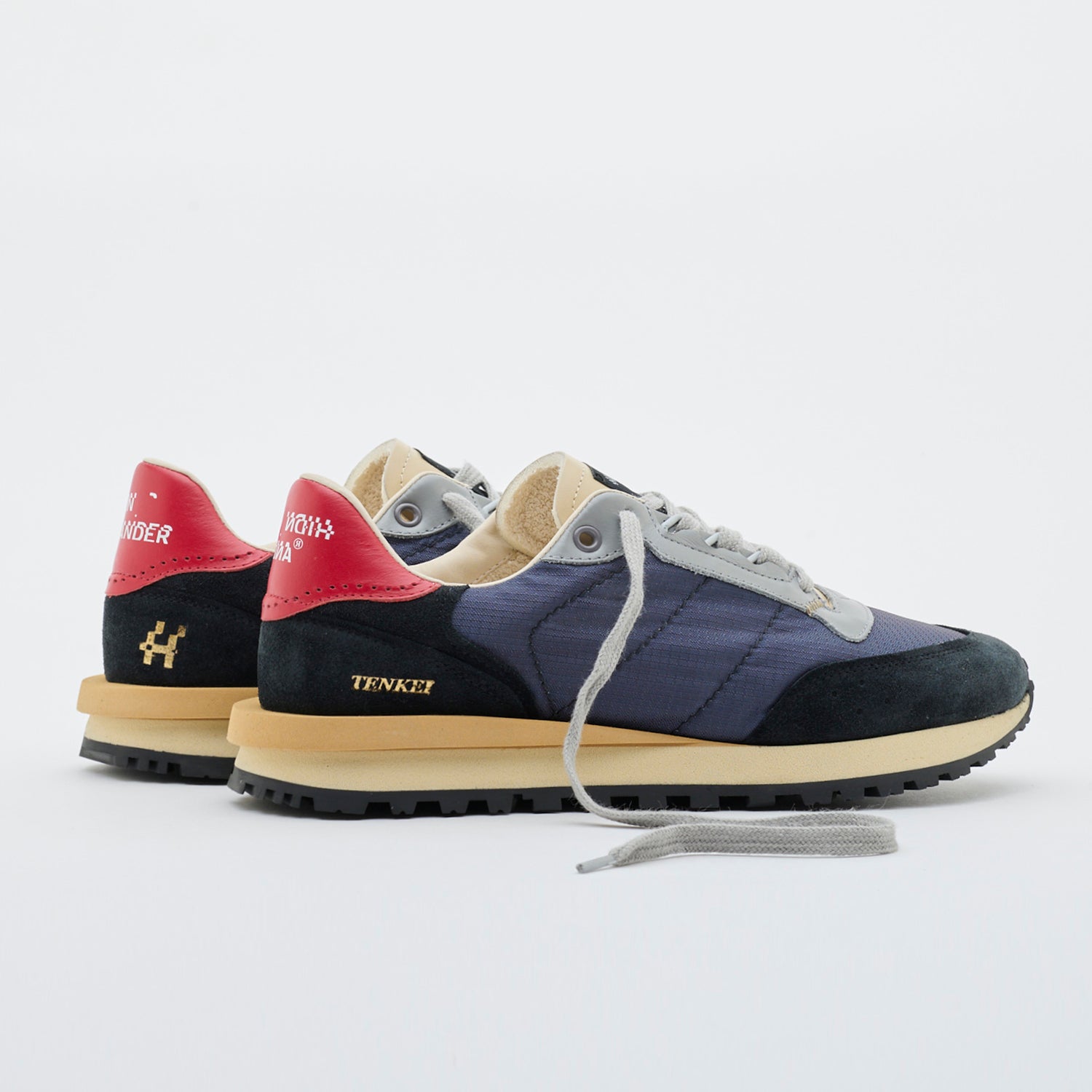Tenkei Prime Shearling Charocoal/Red