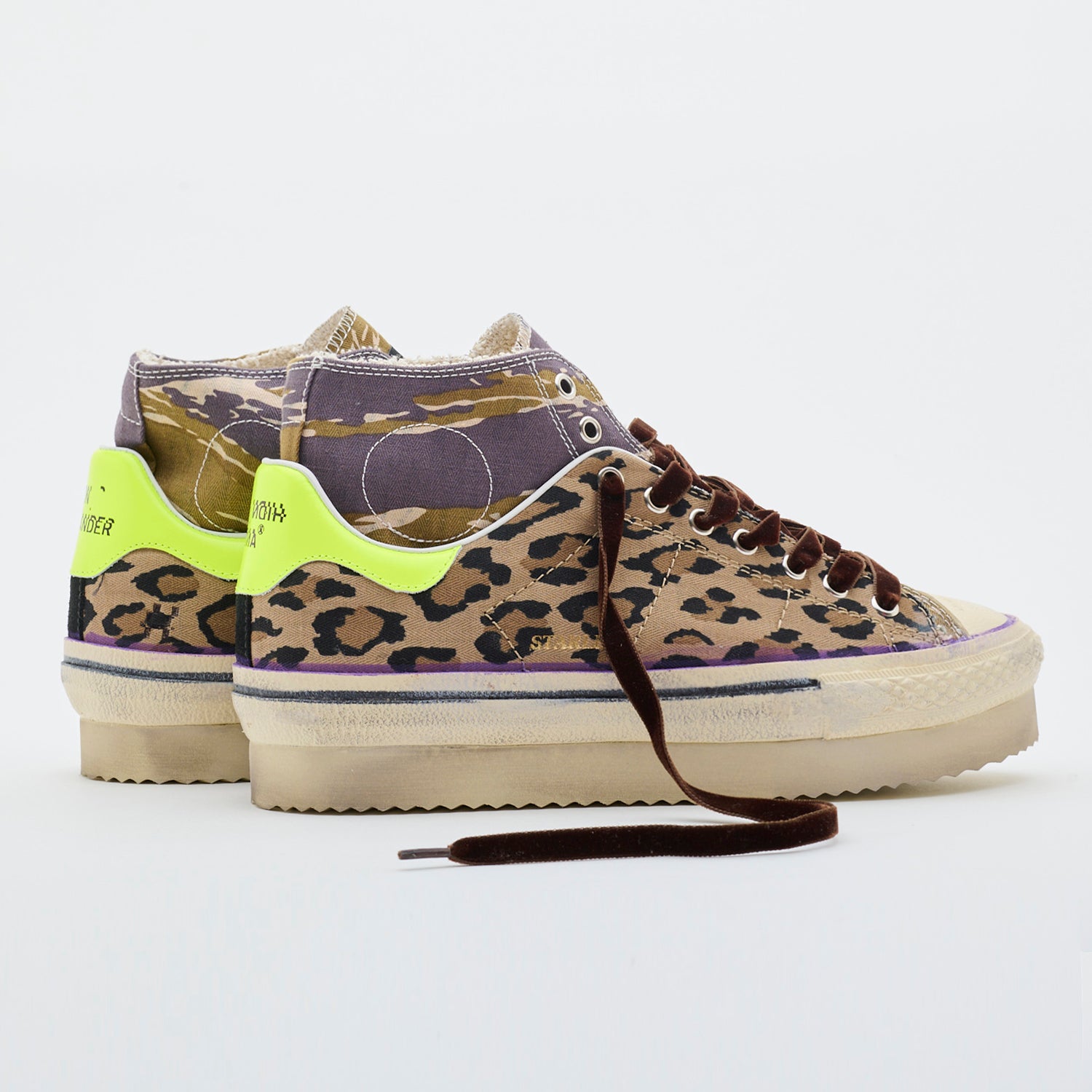Starless High Leopard Canvas